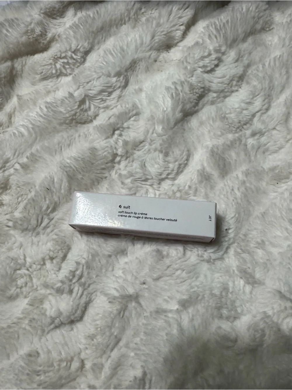 Glossier Jet Red Lip Suit Crème NIB